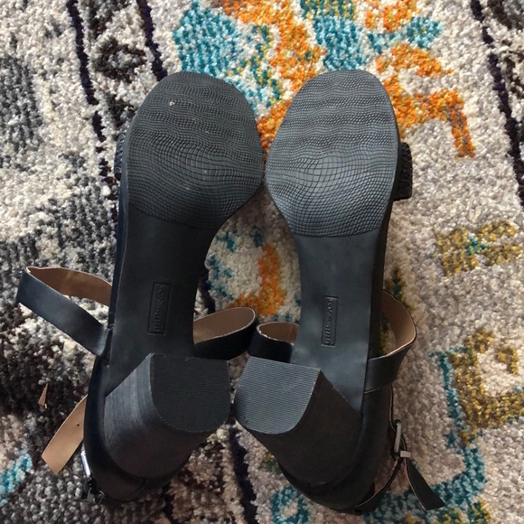 G.H. Bass &Co Black Block Heels - Picture 3 of 3